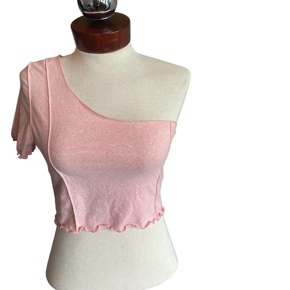 NWT Le Lis Boutique one shoulder pink top lettuce edging Large